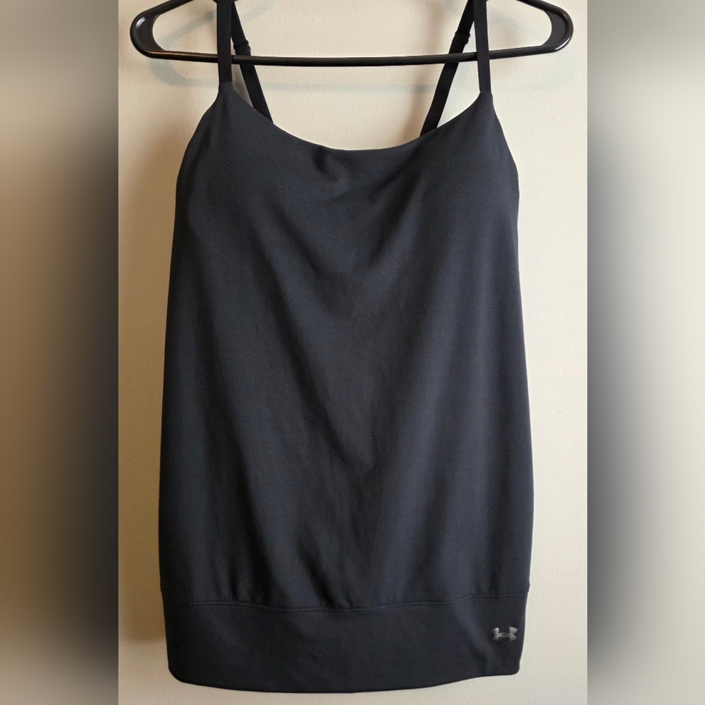 Under Armour Black Workout Tank, Wrap Style Open Back With Built In Bra, Size S - Picture 2 of 2